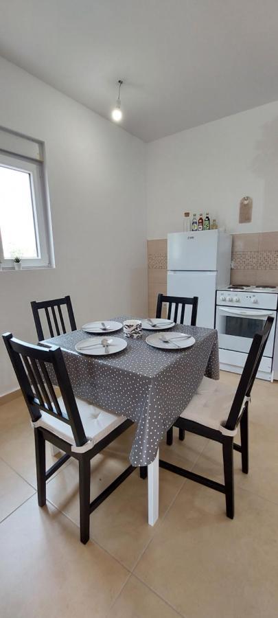 Apartmani Dejan Skradin Buitenkant foto