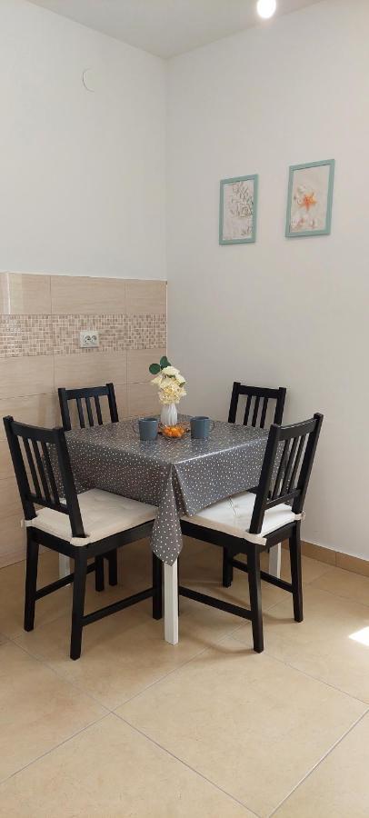 Apartmani Dejan Skradin Buitenkant foto