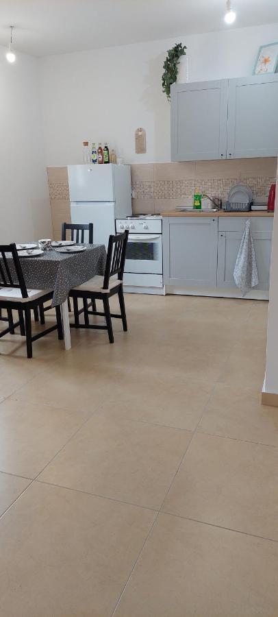 Apartmani Dejan Skradin Buitenkant foto