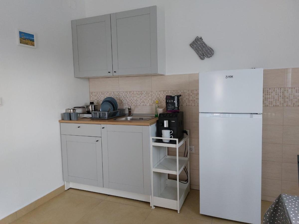 Apartmani Dejan Skradin Buitenkant foto